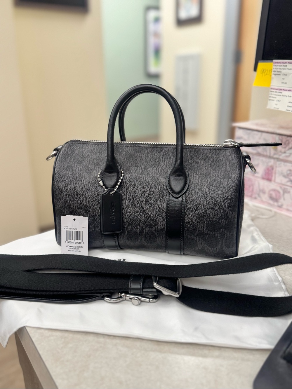 NWT - COACH - Compass 25 - Black Signature - Picture 5 of 13